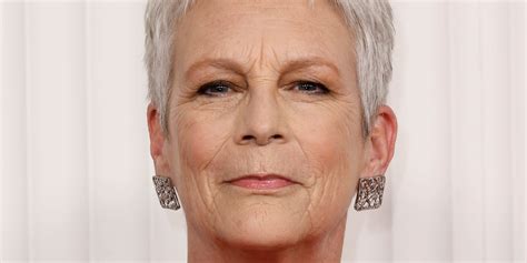 jamie lee curtis en bikini|Jamie Lee Curtis stuns with throwback swimsuit snap: Bombshell